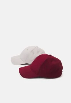 Pier One UNISEX 2 PACK - Cap - Light Grey/berry 2 Pier One UNISEX 2 PACK - Cap - Light Grey/berry -Bekleidungsgeschäft 0e39235db2624299b18bab214eb1c946