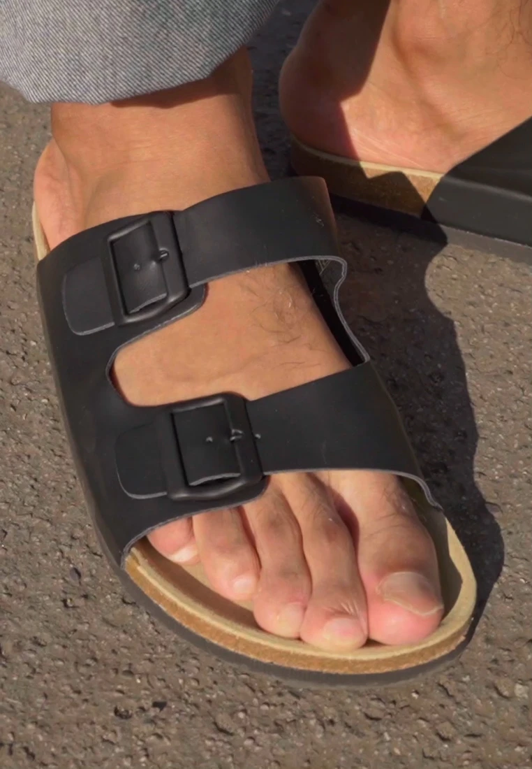 UNISEX - Hausschuh - black Pier One UNISEX - Hausschuh - Black -Bekleidungsgeschäft 1649683664378