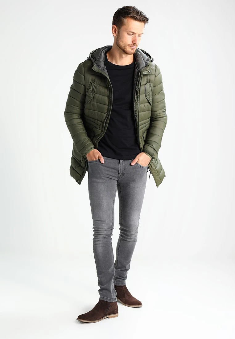 T-Shirt basic - black Pier One T-Shirt Basic - Black -Bekleidungsgeschäft 19845241fd1249a79b9f95b66380c962