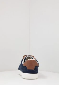 Pier One UNISEX - Sneaker Low - Dark Blue 3 Pier One UNISEX - Sneaker Low - Dark Blue -Bekleidungsgeschäft 1ac6e250906f4bbdbe8f2d4b585d53ea