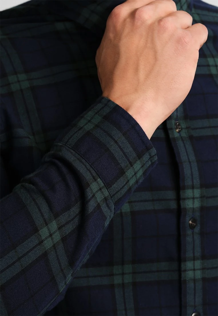 Hemd - green / blue Pier One Hemd - Green / Blue -Bekleidungsgeschäft 1d4943960e8d4fe294723e59d14e7516