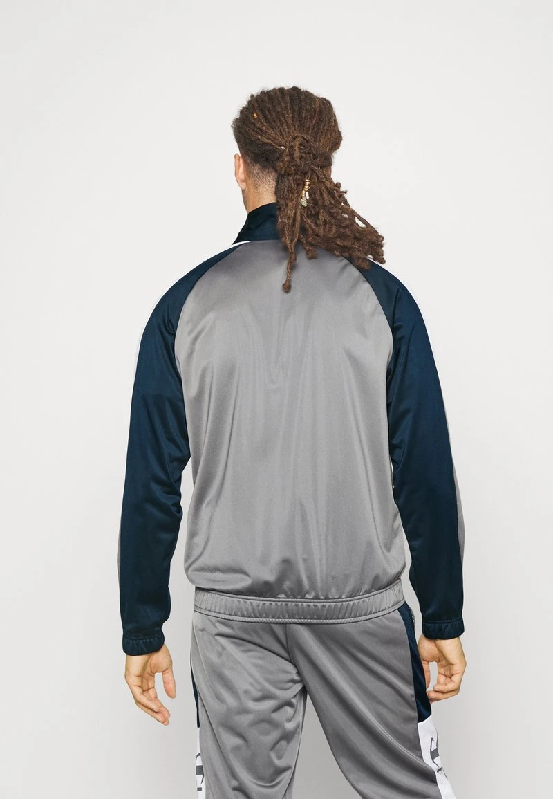 NEW YORK YANKEES TRACKSUIT - Trainingsanzug - grey/dark blue Champion NEW YORK YANKEES TRACKSUIT - Trainingsanzug - Grey/dark Blue -Bekleidungsgeschäft 23e8c4dee90c4814b4864ca1566e4502