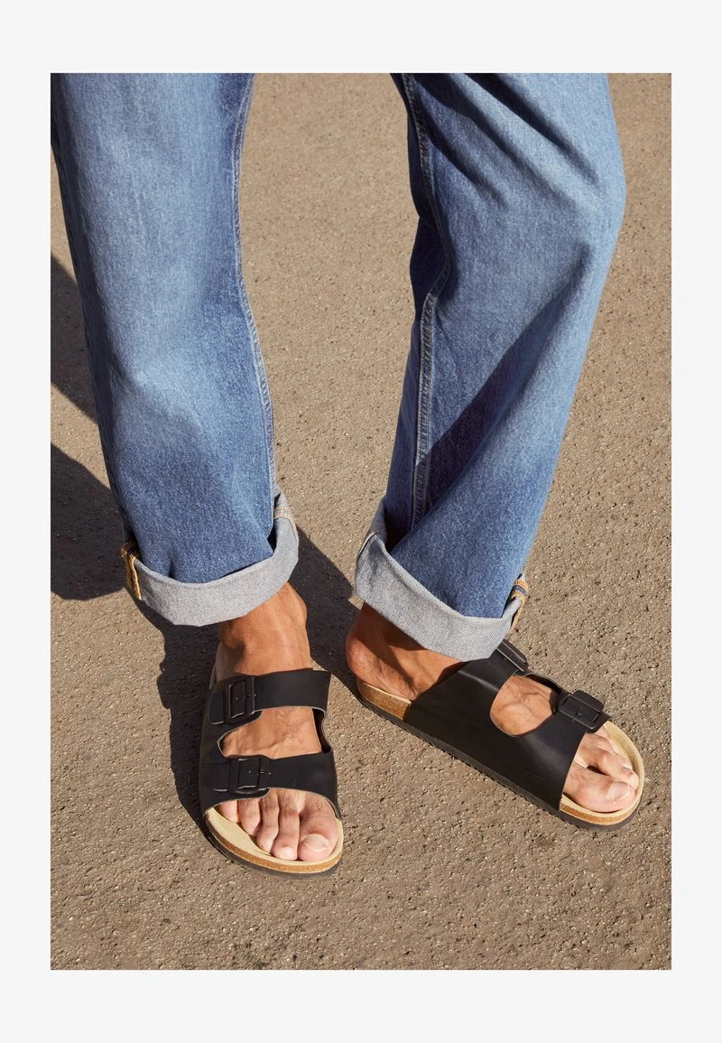 UNISEX - Hausschuh - black Pier One UNISEX - Hausschuh - Black -Bekleidungsgeschäft 24272c78a40c4e589b9d280fcb0d7a40