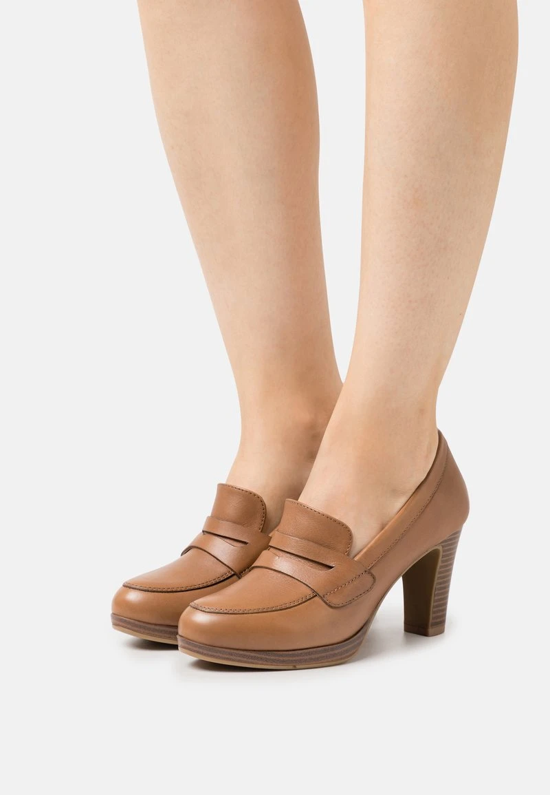 LEATHER - Pumps - cognac Pier One LEATHER - Pumps - Cognac -Bekleidungsgeschäft 25fb6060d7dd4c7b9e687aab9c774d7b
