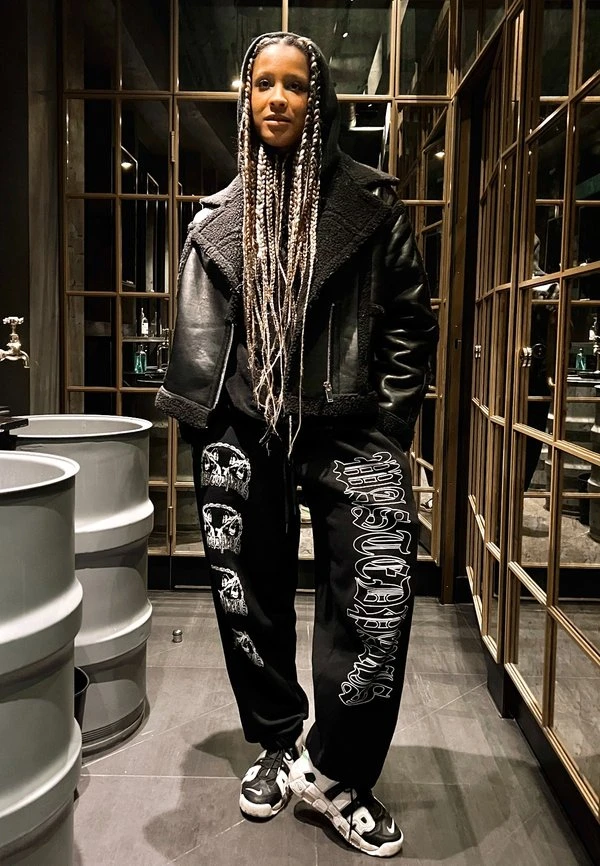 UNISEX - Sweatshirt - brown YOURTURN UNISEX - Sweatshirt - Brown -Bekleidungsgeschäft 27dd5b1492ae4433b6b26f82708bd4b7