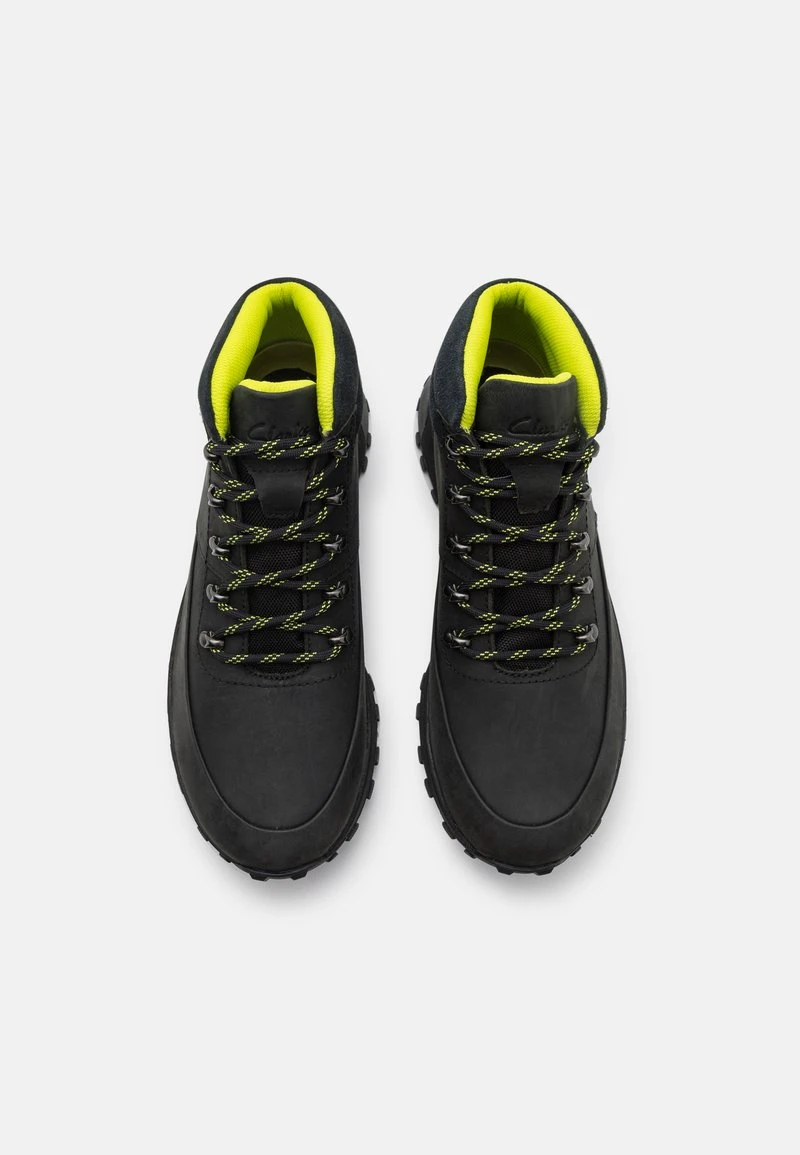 TREK MID - Sneaker high - black Clarks TREK MID - Sneaker High - Black -Bekleidungsgeschäft 2bf44c87ba72469aa6b01abfa5d7df9e