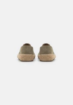 Pier One Espadrille - Brown 2 Pier One Espadrille - Brown -Bekleidungsgeschäft 3c547b3adf264485a4fa705fa5417805