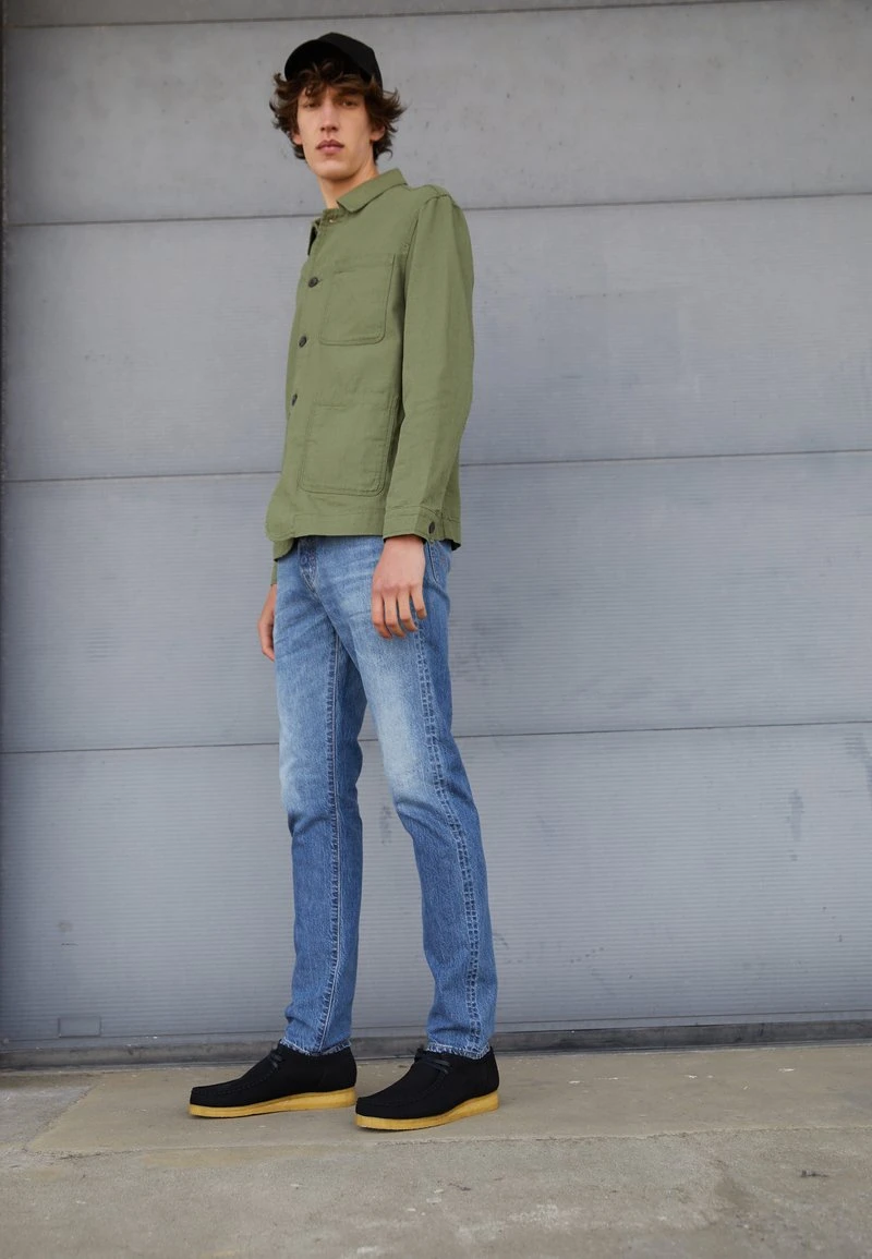 WALLABEE - Sportlicher Schnürer - black vegan Clarks Originals WALLABEE - Sportlicher Schnürer - Black Vegan -Bekleidungsgeschäft 499917f5b4e045d99cd5f8c5ab3d65bd