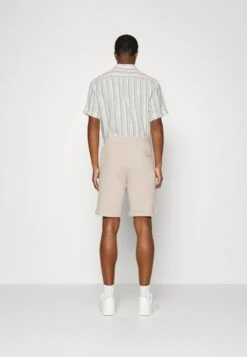 Pier One Jogginghose - Tan 2 Pier One Jogginghose - Tan -Bekleidungsgeschäft 4aa2d35f8fdb4e739f8399ebd96345f5