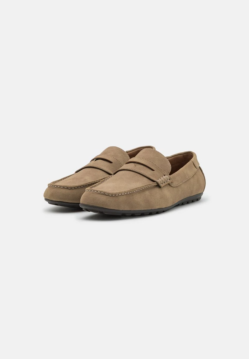 UNISEX - Mokassin - beige Pier One UNISEX - Mokassin - Beige -Bekleidungsgeschäft 58c7622533be46e8bb719d77b41fc1d1