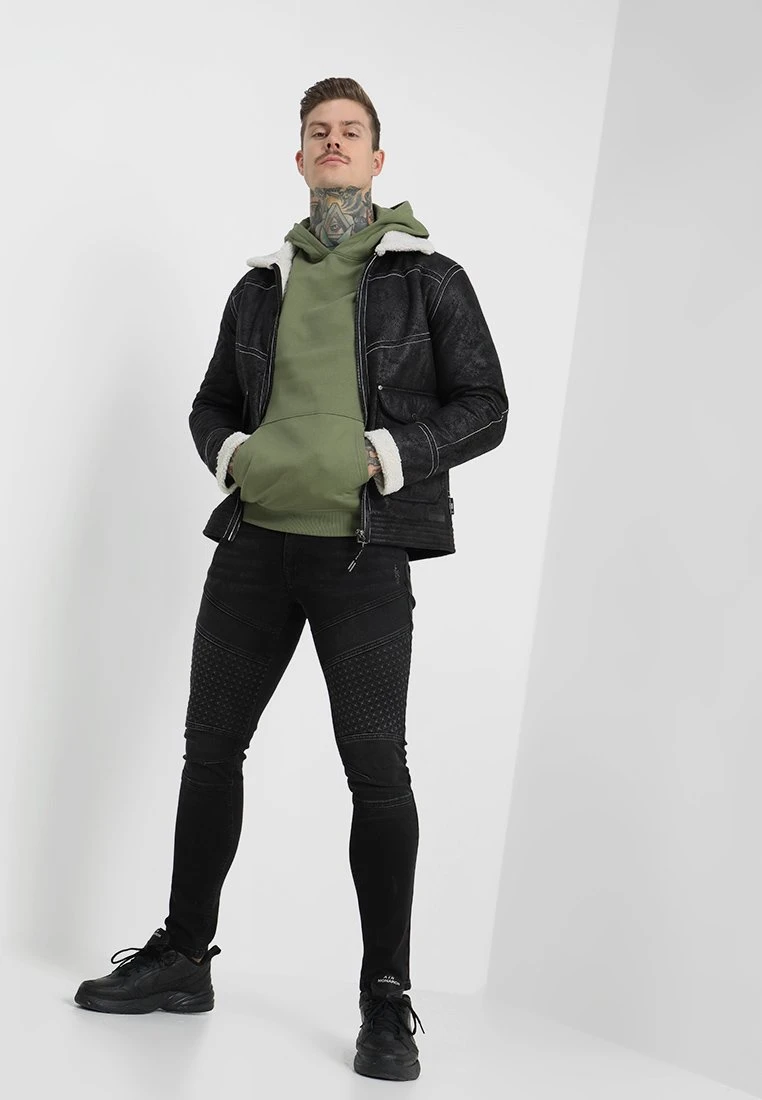 Kapuzenpullover - khaki Pier One Kapuzenpullover - Khaki -Bekleidungsgeschäft 65e32336e1bc49e09fb12af3f36accf5