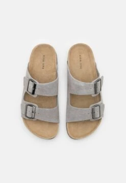 Pier One LEATHER UNISEX - Pantolette Flach - Grey 3 Pier One LEATHER UNISEX - Pantolette Flach - Grey -Bekleidungsgeschäft 6e172422b00e484a8ac21c5f565af9d6