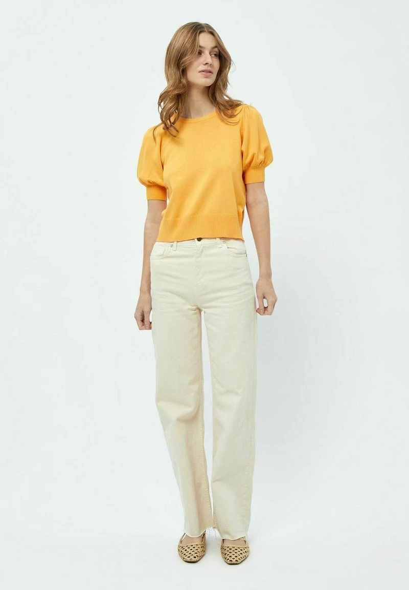 LIVA - T-Shirt basic - mango sorbet Minus LIVA - T-Shirt Basic - Mango Sorbet -Bekleidungsgeschäft 6f2ad307b77a467c8955658b828d1555