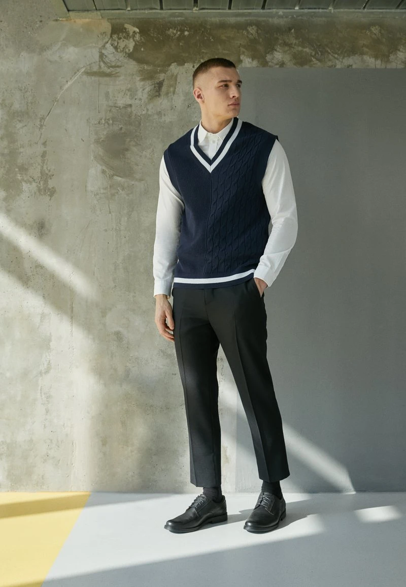 UN ALDRIC LACE - Business-Schnürer - black Clarks UN ALDRIC LACE - Business-Schnürer - Black -Bekleidungsgeschäft 7dacaa53b7024ddb8f17d2db928ecd1a