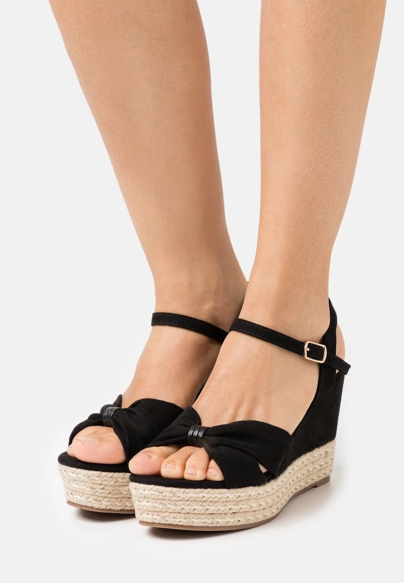 Plateausandalette - black Plateausandalette - Black -Bekleidungsgeschäft 8372d4de778f4bb7a304404e1151c3f2