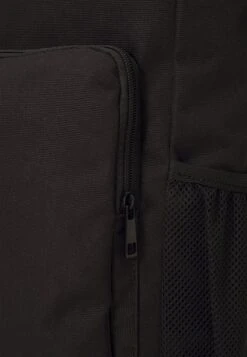 Pier One UNISEX - Tagesrucksack - Black 3 Pier One UNISEX - Tagesrucksack - Black -Bekleidungsgeschäft 8a56e7055c3e40babde65b5bd6097e87