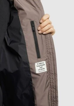 Khujo SOULANI2 - Wintermantel - Taupe 4 Khujo SOULANI2 - Wintermantel - Taupe -Bekleidungsgeschäft 8c42323d2ad84502ab2f1273cc0f3250