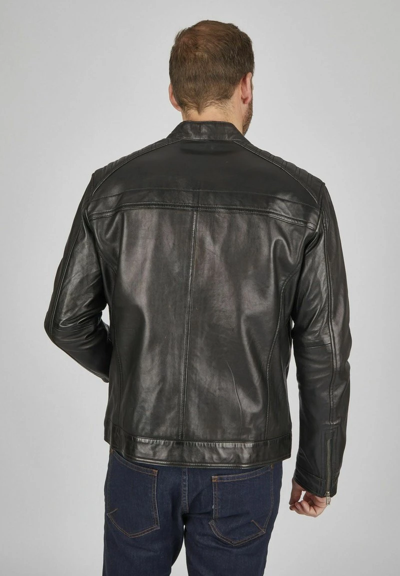 MIT STEHKRAGEN UND DRUCKKNOPFRIEGEL - Lederjacke - schwarz Bugatti MIT STEHKRAGEN UND DRUCKKNOPFRIEGEL - Lederjacke - Schwarz -Bekleidungsgeschäft 8ccc86a397f04ae7b15ac57e215f39f2