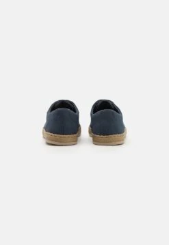 Pier One Sportlicher Schnürer - Dark Blue 2 Pier One Sportlicher Schnürer - Dark Blue -Bekleidungsgeschäft 9230c2f7dbd146b690f4a3bdcb08e50a