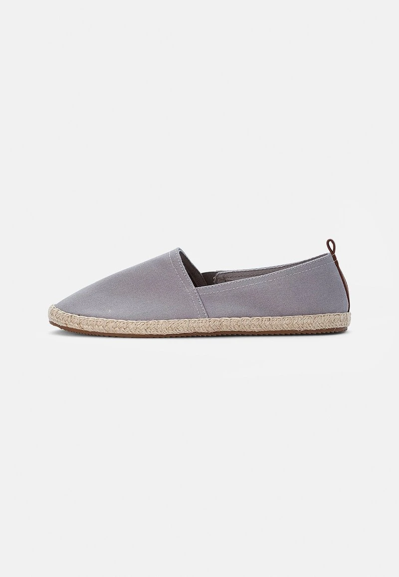 RENA ESPADRILLE UNISEX - Espadrille - light grey Pier One RENA ESPADRILLE UNISEX - Espadrille - Light Grey -Bekleidungsgeschäft a625ac24e213461a94d5096727f45e98
