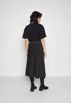 FLARE GABRIEL SHINE MIDI SKIRT - A-Linien-Rock - Deep Coal 3 FLARE GABRIEL SHINE MIDI SKIRT - A-Linien-Rock - Deep Coal -Bekleidungsgeschäft ab817c123ad64037868e288329d1c369