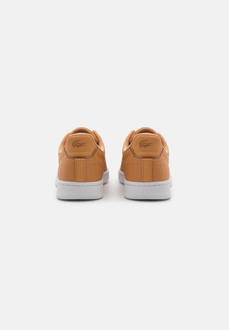 CARNABY PRO - Sneaker low - tan/white Lacoste CARNABY PRO - Sneaker Low - Tan/white -Bekleidungsgeschäft ad5d6b0692cc43f8890a158e9d39eeb6