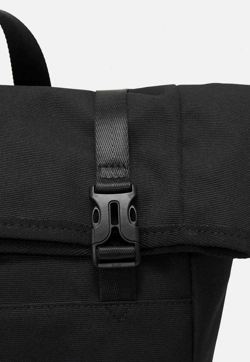 UNISEX - Tagesrucksack - brown/black Pier One UNISEX - Tagesrucksack - Brown/black -Bekleidungsgeschäft bbb2c58f5e24401eb9a9cf8435c8ec27