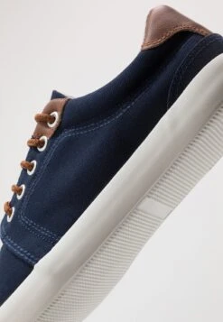 Pier One UNISEX - Sneaker Low - Dark Blue 5 Pier One UNISEX - Sneaker Low - Dark Blue -Bekleidungsgeschäft c4c64a8508b7448e9f9a2c45f00c46e0