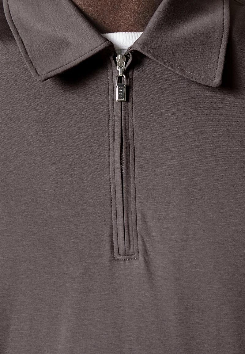 LARON - Poloshirt - ash grey Tiger Of Sweden LARON - Poloshirt - Ash Grey -Bekleidungsgeschäft c9fe17b60dff45b8b0c5b0ab4e052e46