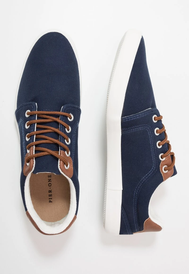 UNISEX - Sneaker low - dark blue Pier One UNISEX - Sneaker Low - Dark Blue -Bekleidungsgeschäft cb0267bca5cc4d00a6afd8fcf8dc3fe2