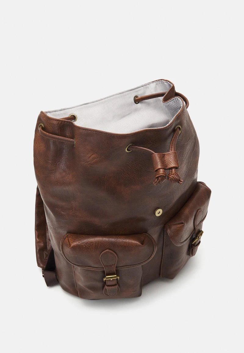 UNISEX - Tagesrucksack - dark brown Pier One UNISEX - Tagesrucksack - Dark Brown -Bekleidungsgeschäft cbaa664768e24d0fbcb4f8acd20ca2d6