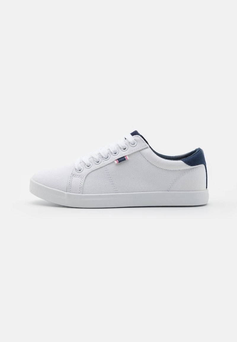 Sneaker low - white Pier One Sneaker Low - White -Bekleidungsgeschäft cbd44ef5d55243048255f00000f000ed