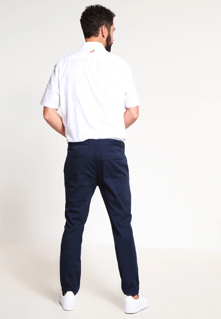 SLIM FIT CHINO - Chino - dark blue Pier One SLIM FIT CHINO - Chino - Dark Blue -Bekleidungsgeschäft d781d37eda76425a93e9a0a3b37f56fe