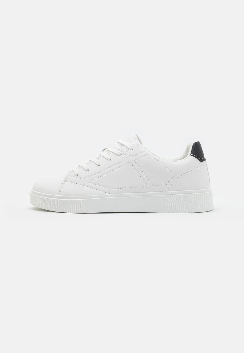 UNISEX - Sneaker low - white Pier One UNISEX - Sneaker Low - White -Bekleidungsgeschäft e65abd750c88442fa93e43bc123d1585